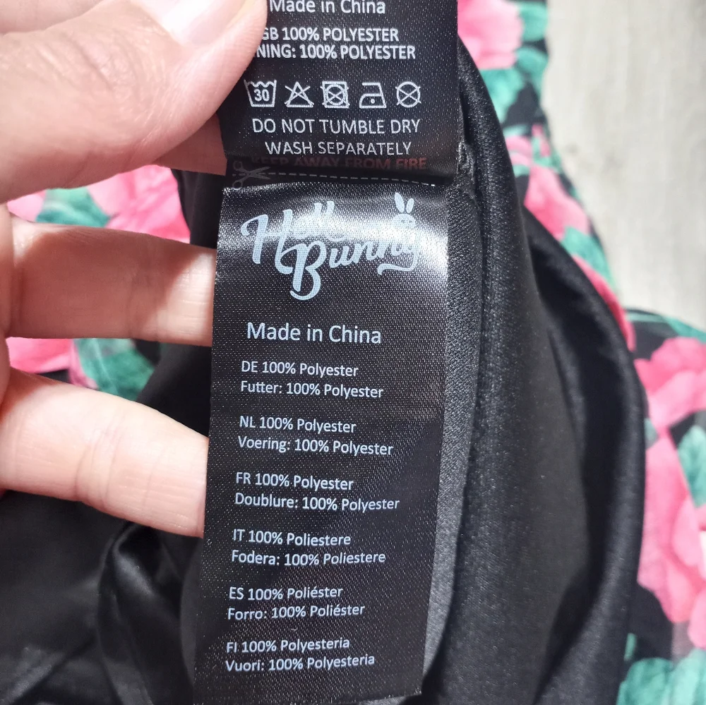 Hell Bunny Eden Rose Floral Ruffled Dress Size Medium Rose Floral Print - Picture 12 of 13